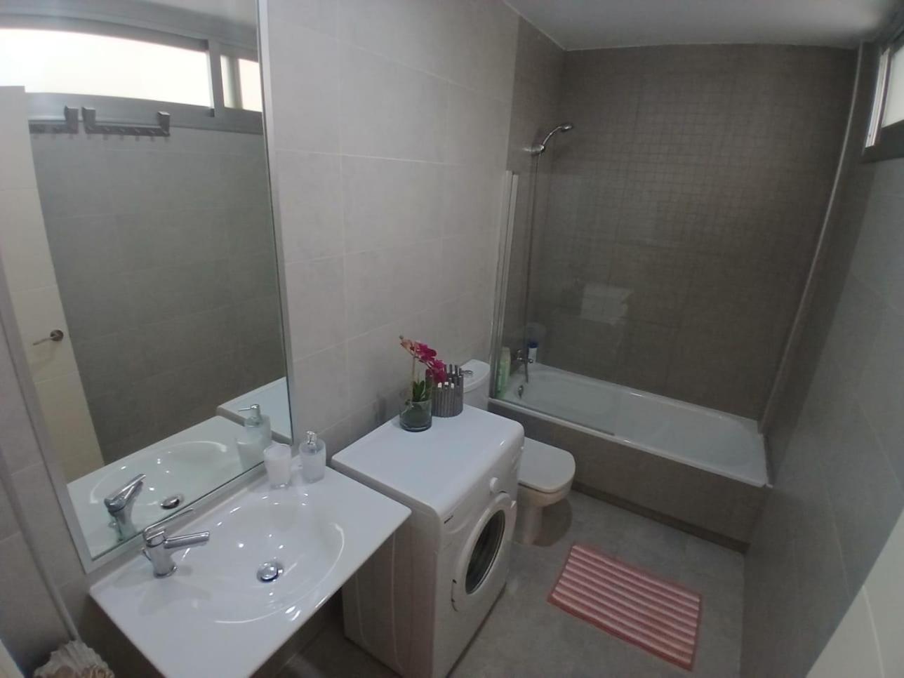 Apartamento Bernier Málaga Exterior foto
